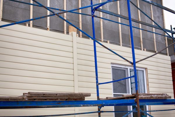 Loose Cladding Repair in Brick