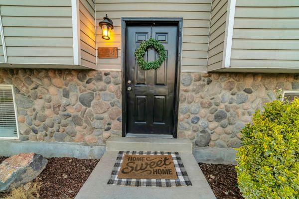 Stone Siding Replacement in Brick